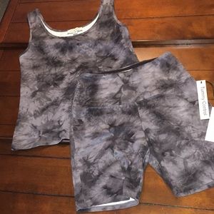 Rachel Zoe SET  top and tummy control Shorts New